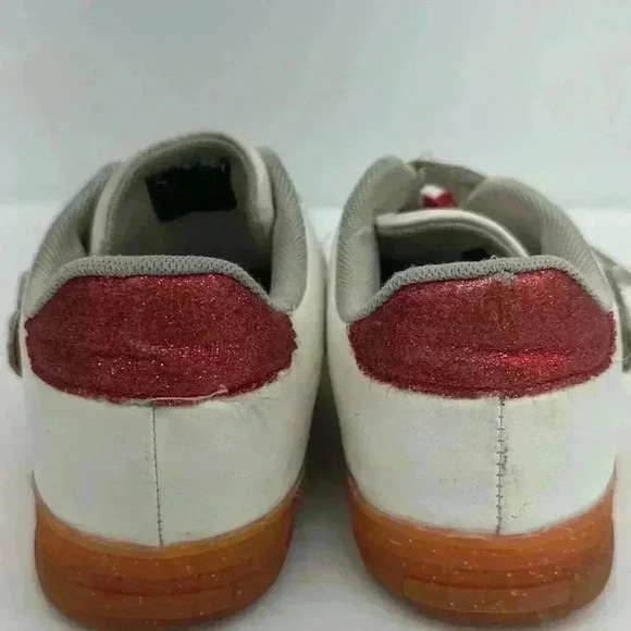 GEERS SNEAKER WITH HEART APPLICATIONS AND VELCRO CLOSURE WHITE/HEARTS SIZE 2 - Picture 4 of 6